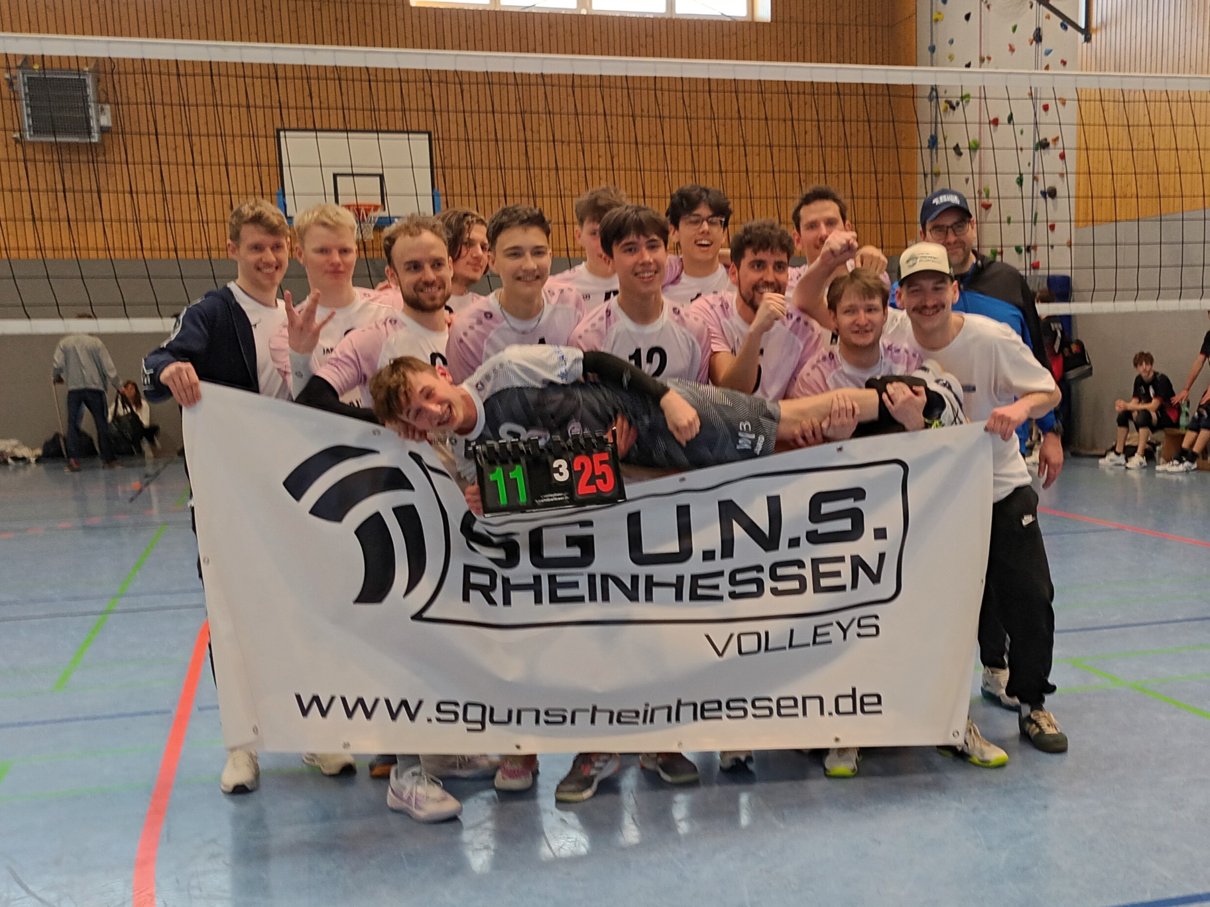 SG U.N.S. Rheinhessen „Volleys“ II feiert Meisterschaft in Rheinhessenliga und Aufstieg in Verbandsliga